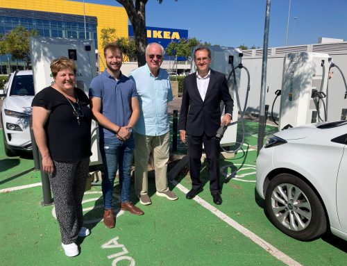 Iberdrola y Alfafar Parc ponen en marcha 10 puntos de recarga superrápida para vehículos eléctricos